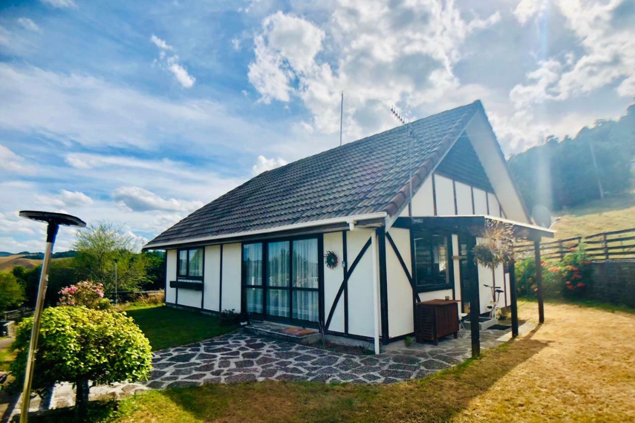 Westminster Holiday Home Rotorua Exterior foto